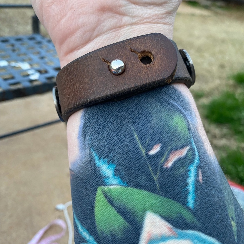 Brown Leather Bracelet with Buffalo Nickel Accents - Picture 4 of 6